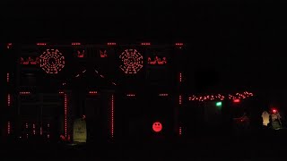 "Thriller" - Halloween House Light Show (2020) 4K