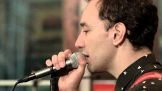 Albert Hammond Jr. - Oneway Studio Sessions: "Caught By My Shadow"