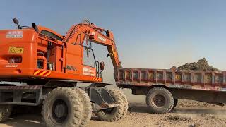 Mud Loading Excavator