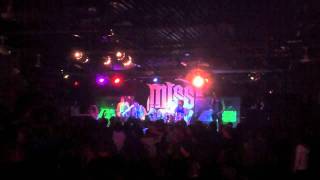 Abandon All Ships - Take One Last Breath (Live)