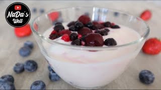 Frozen Yogurt : griechischen Joghurt mit gefrorene Früchte | Beste Alternative zum Eis