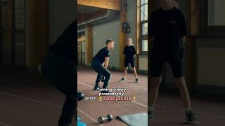 CO MYŚLISZ ? Trening siły dzieci 👦 #shortvideo #dzieci #trening #gym #warszawa #viral