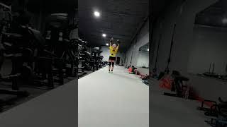 Walking 🚶‍♀️ lunges with kettlebells overhead presses