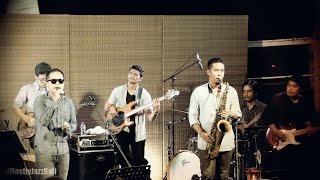 Indra Lesmana & Friends ft. Sandhy Sondoro - Dan Itu Yang Aku Cinta @ Mostly Jazz in Bali 11/09/2016