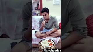 मोमोस कैसे खाये | #viral | #shortvedio | #comedy | #funny | #vikash |dooniboys