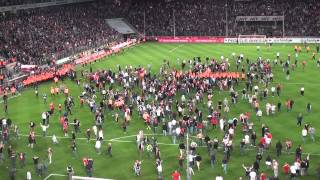 1. FC Köln - Aufstieg 2014 - Platzsturm - Teil 1