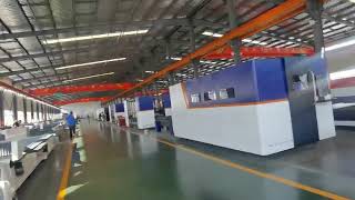 Production site of full-protection sheet metal fiber laser cutting machine