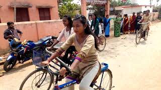 Cycle Rally on International womens Day in Bhalupia Kalahandi ବିଶ୍ଵମହିଳା ଦିବସ ସାଇକେଲ ଯାତ୍ରା ଗଜାବାହାଲ