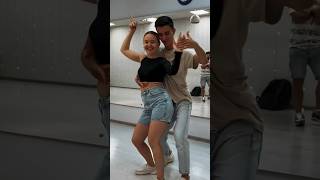 Bachata Partnerwork  #bachatadance Subscribe @BachataExpression