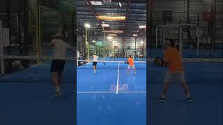 Un point n’est JAMAIS terminé 🥵 #padel #padelhighlights #padeladdict #padelvideos #padelpoint