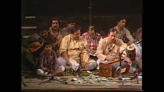 Mast Nazroon Se Allah Bachhae Nusrat fateh ali khan qawwali مست نظروں سے اللہ بچائے