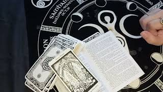 ПОРАДА від Вищіх Сил)) #tarot #taro #таро #tarotreading #тароукраїнською #хатачарівниці