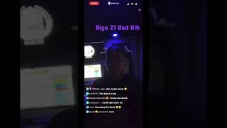 Bigo 21 Bad Bih in the studio: what yall think ?