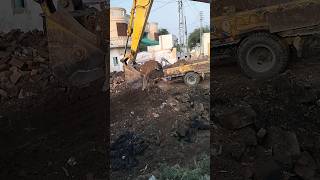 Heavy Machinery working smartly #shorts #youtubeshorts #heavymachinery #excavator #tractor