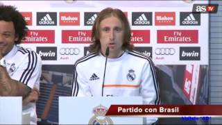 Cristiano Ronaldo y Marcelo sufren ataque de risa durante rueda de prensa del Real Madrid HD