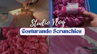 Studio Vlog | Costurando +de 20 Scrunchies para uma Loja | Scrunchies de Cetim 💖