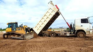 Difficult work operator skiller dozer SHANTUI push dump track 25T Stuck in the sand