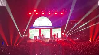 Kaiser Chiefs live - I Predict A Riot @ O2 Arena, London, 5/11/22