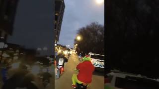 Police Chase Mini Bikes In Chicago! #chicago #minibike #bikelife #christmas #minibikers #wickedminis