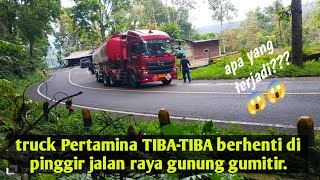 TRUCK PERTAMINA pengangkut bahan bakar minyak (BBM) TROBEL DI GUNUNG GUMITIR