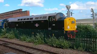 D213 & 47828 passing through Wakefield kirkgate 5/6/24.