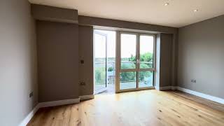 3 bedroom(s) flat to rent in Kew Bridge Road, Brentford, TW8 | Benham and Reeves