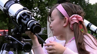 Éducation & Astronomie : avec la Petite ourse, les enfants découvrent les étoiles et les planètes.