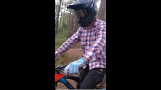 The MTB look: Flannel shirt