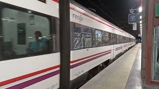 Renfe Cercanías 446 destino El Escorial entrando en Chamartín, Octubre de 2023