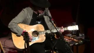 Neil Young - Southern Man-1-16-14 Winnipeg