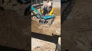 China made  building construction machinery Shanyi mini digger for ground levelling and excavating