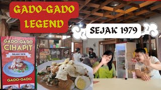 JUARA BUMBU KACANG NYA! GADO GADO CIHAPIT LEGEND DI KOTA BANDUNG!🔥🔥