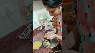 Ye kya hai kya bna watching full video began bharwa #foodies #mystyledishes #priyasallinonechannel