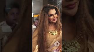 सबके हाथ में दे दूंगी 😱😱 #rakhisawant knows how to entertain the fans 🤩😂📸