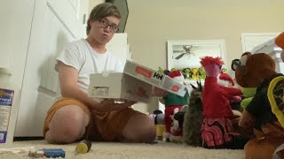 CHRISTMAS LIVIN’ LA VIDA LOCA FROGZ UNBOXING (The Greatest Video of All Time)