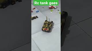 RC tank keluar dari persembunyiannya