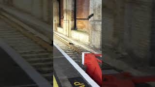 #train London Victoria  Railwaystation platform 8 the empty platform chapter 2. #london