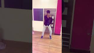 Gulabi Sadi #...Dance #shorts @dancerAmit3695