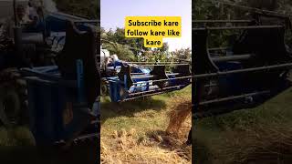 tractor mini harvester se dhan nikalte huye #youtube shorts #viralvideos