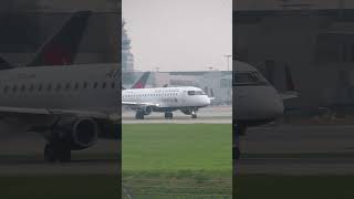 Embraer E-175 take off