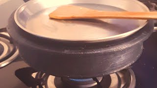 मिट्टी के बर्तन में खाना कैसे पकाए | How To Cook Food In Clay Pot | Seasoning A Clay Pot For Cooking