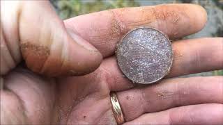 3 ring day and silver coin and old coins metal  detecting on beach