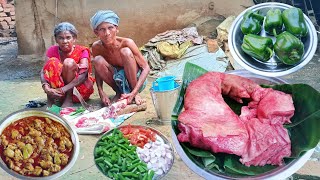 Indian tribe people cooking PORK CURRY with capcicum and eating with water rice | village life india