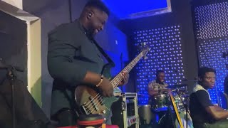 Hot🔥Pentecostal Praise with the Legendary Kweku Gyasi.BACK TO BACK‼️😳sweet Bass Grooves🎸