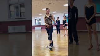 Samba#dance 桑巴舞出脚必须延迟性出了脚