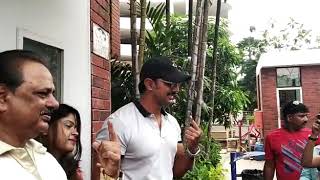 Dev Actor after casting vote at Loksabha Election 2019(9)