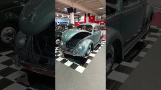 1958 glacier blue beetle at Volksworld show 24