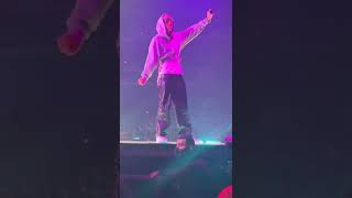 Justin Bieber Live Singing "Yummy" In Justuce World Tour (Day -6)