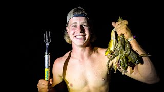 HUNTING GIANT BULLFROGS at NIGHT(Catch And Cook)