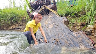 Genius girl repairs and restores cars swept away by floods (P1) .